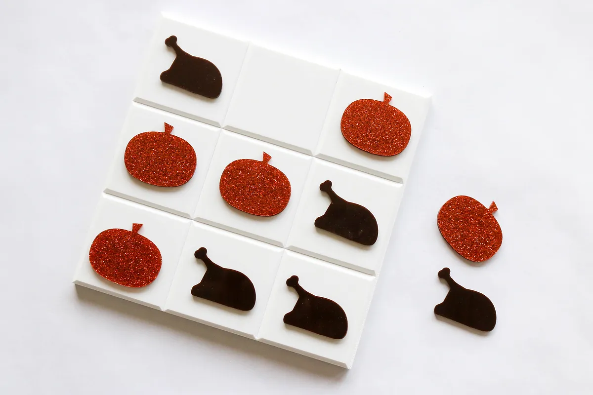 Holiday Tic-Tac-Toe - image 1