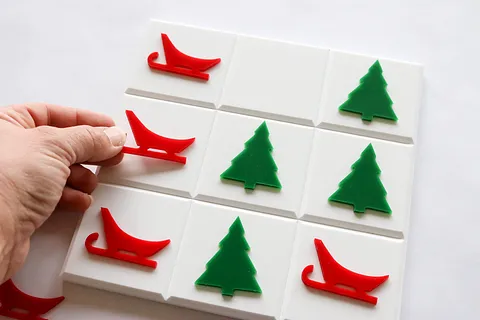 Holiday Tic-Tac-Toe