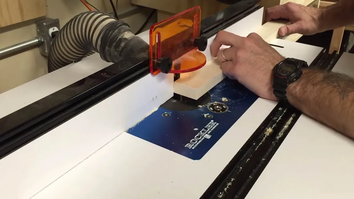 American Flag Coin Rack — Make the coin trays