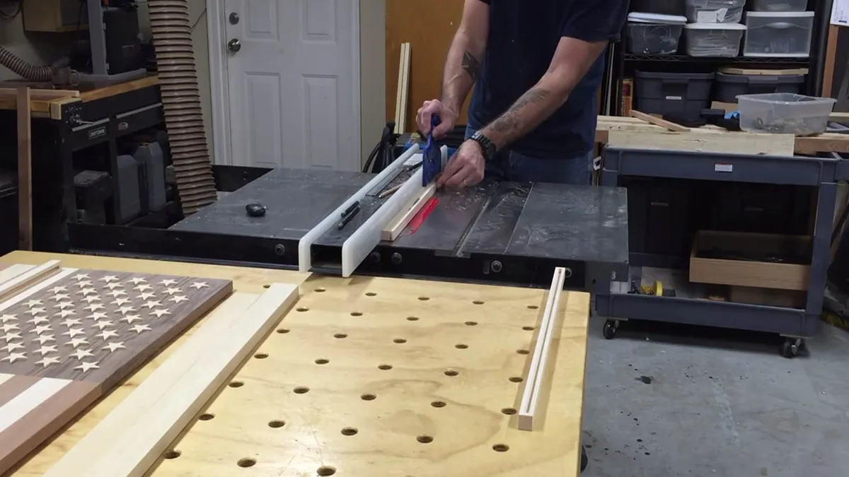 American Flag Coin Rack — Make the coin trays (image 3)