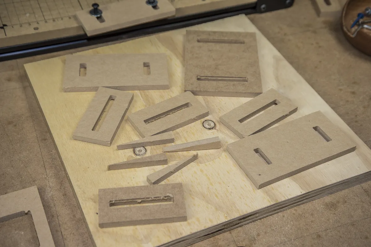 Work piece hold down clamps - image 3