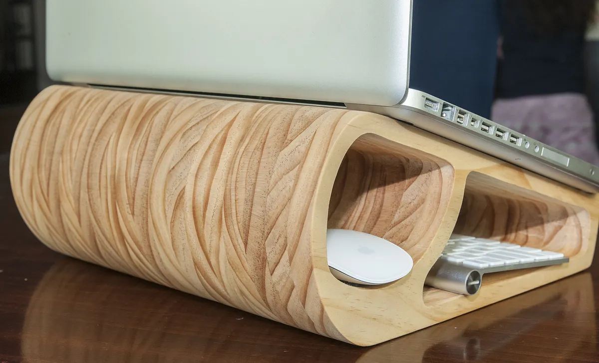 Gorgeous Laptop stand - image 2
