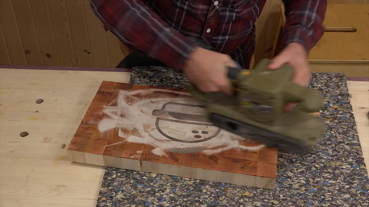Cheeseburger Endgrain Cutting Board — More Sanding