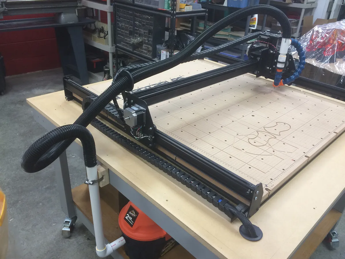 Loc Line dust collection system for X-Carve — Mount hose guide (image 3)