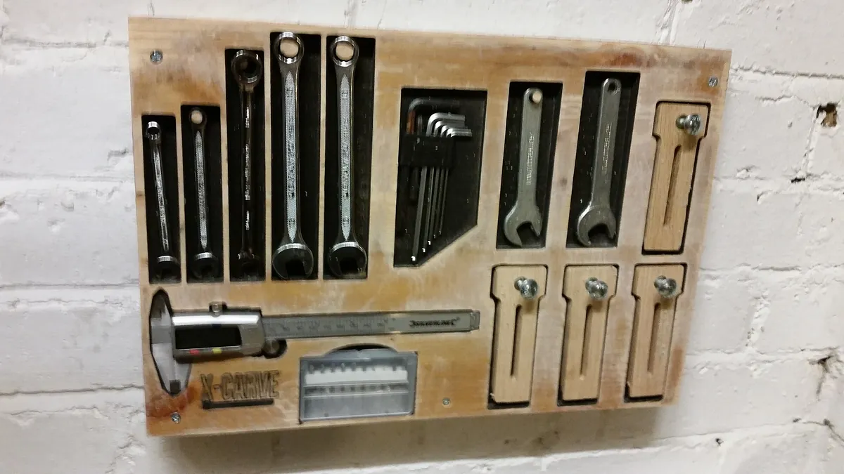 Make a Wall Mounted Tool Rack — Wall Mount (image 2)