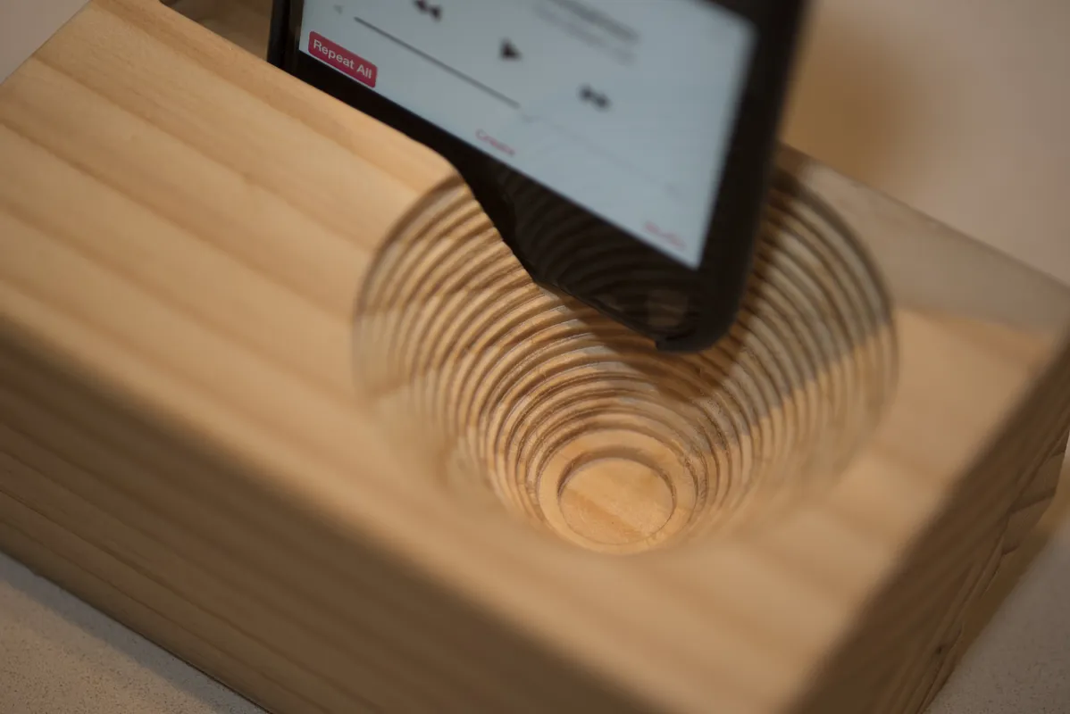 Make a Passive Amplifier for your iPhone - image 2
