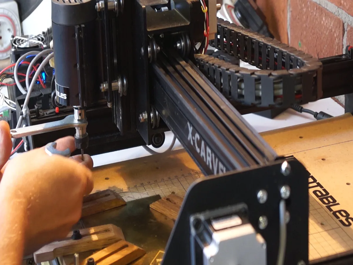 Brass fishing lure — Home the X-carve and hit start