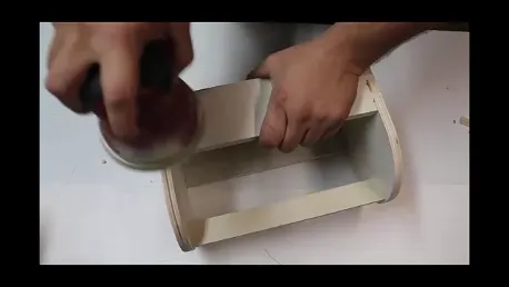 small tool box — final sanding  (image 2)