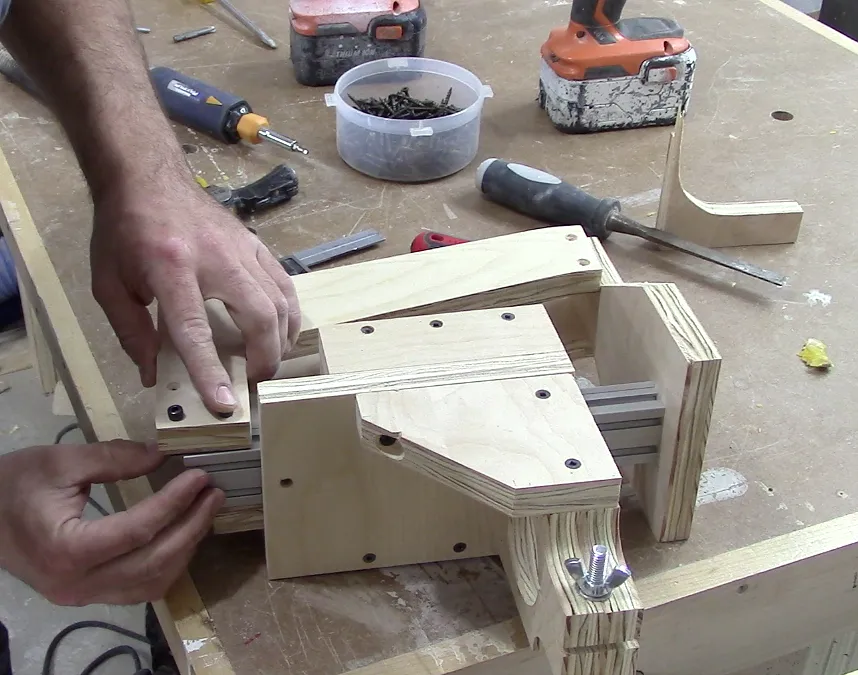 Mini router lift - image 8