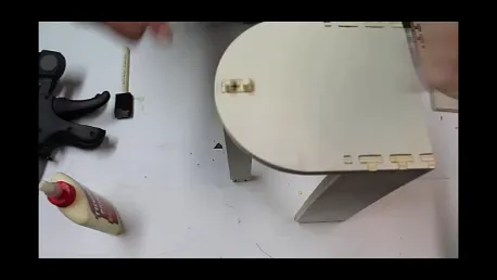 small tool box — Handle (image 3)