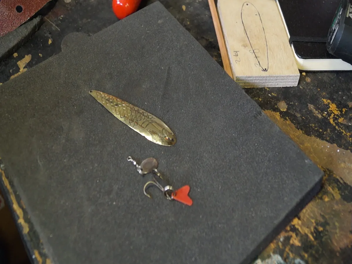 Brass fishing lure — Attach the hook and eye to the lure