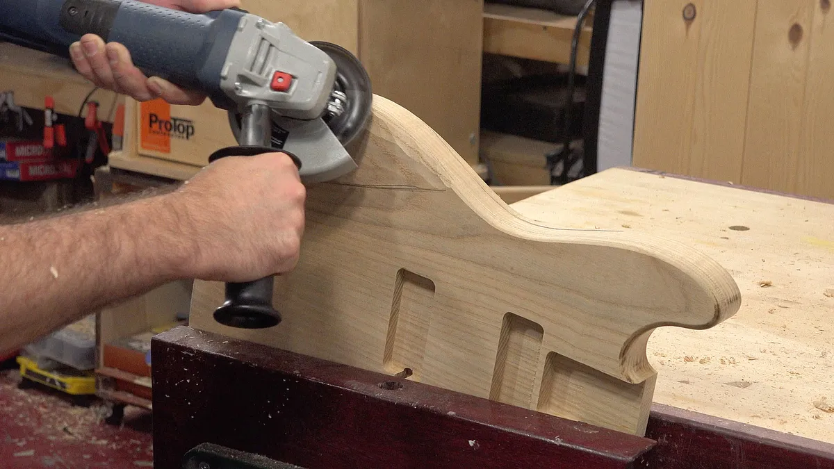 Picciuto Guitar Body — Arm Contour 