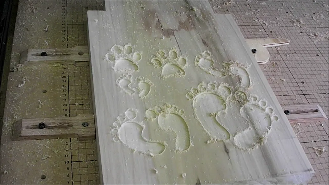 Family Bench  — Carve it  (image 2)