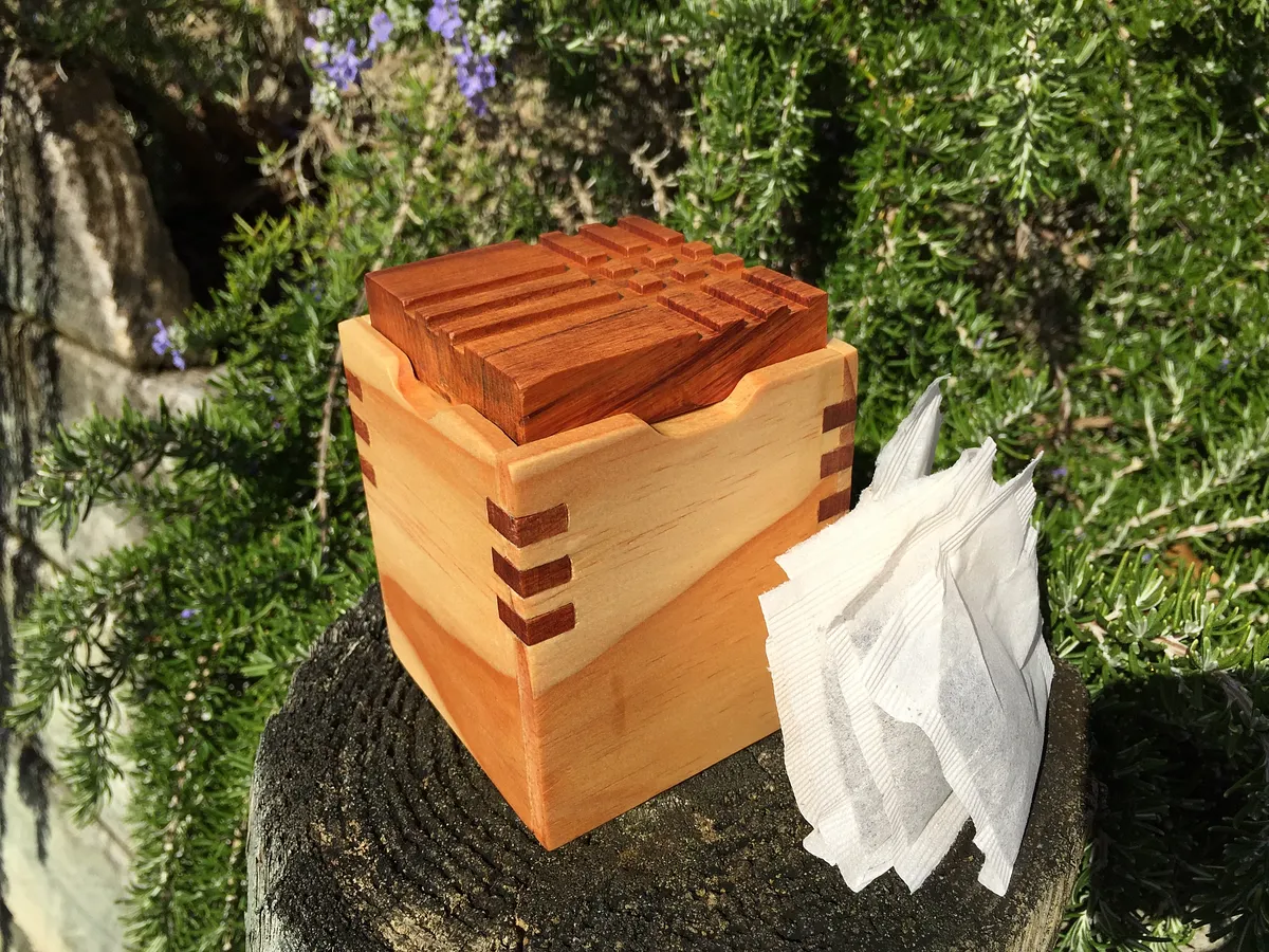 Box with Spline Joints — Finish