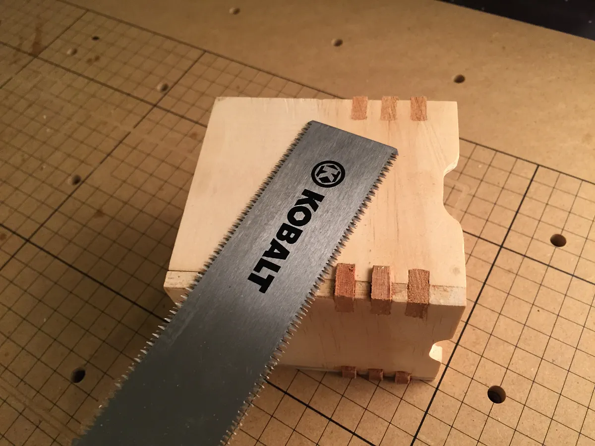 Box with Spline Joints — Flush Cut and Sand (image 2)