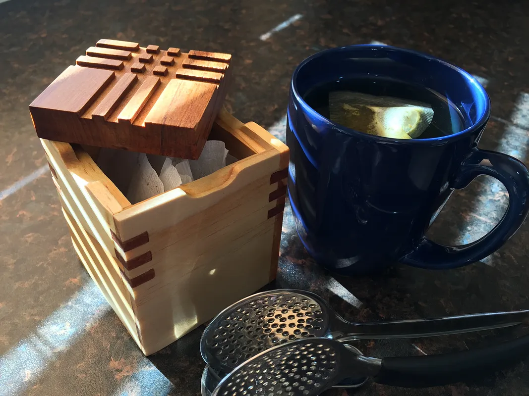 Box with Spline Joints - image 1