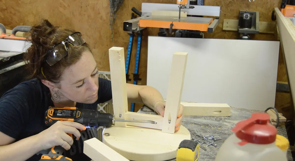 Simple Step Stool — Attach Everything