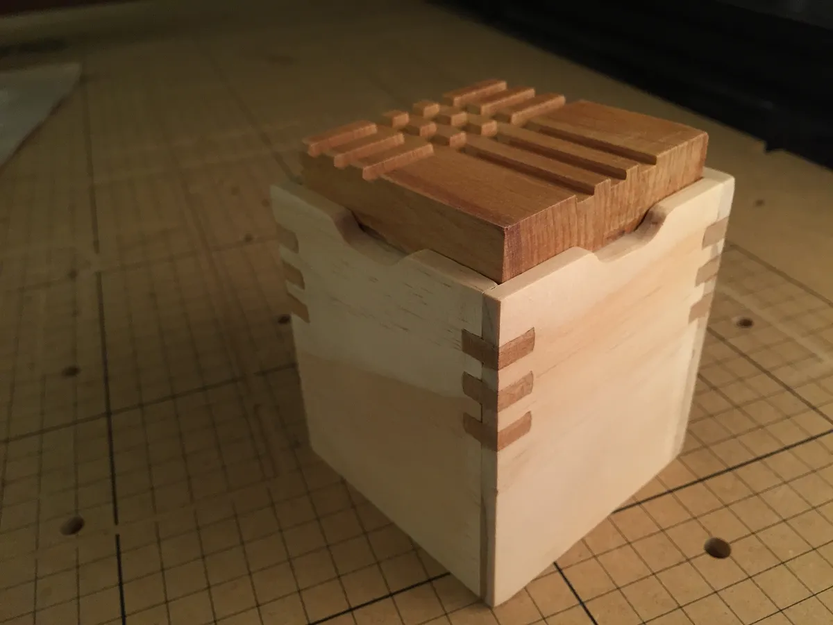 Box with Spline Joints — Flush Cut and Sand (image 4)