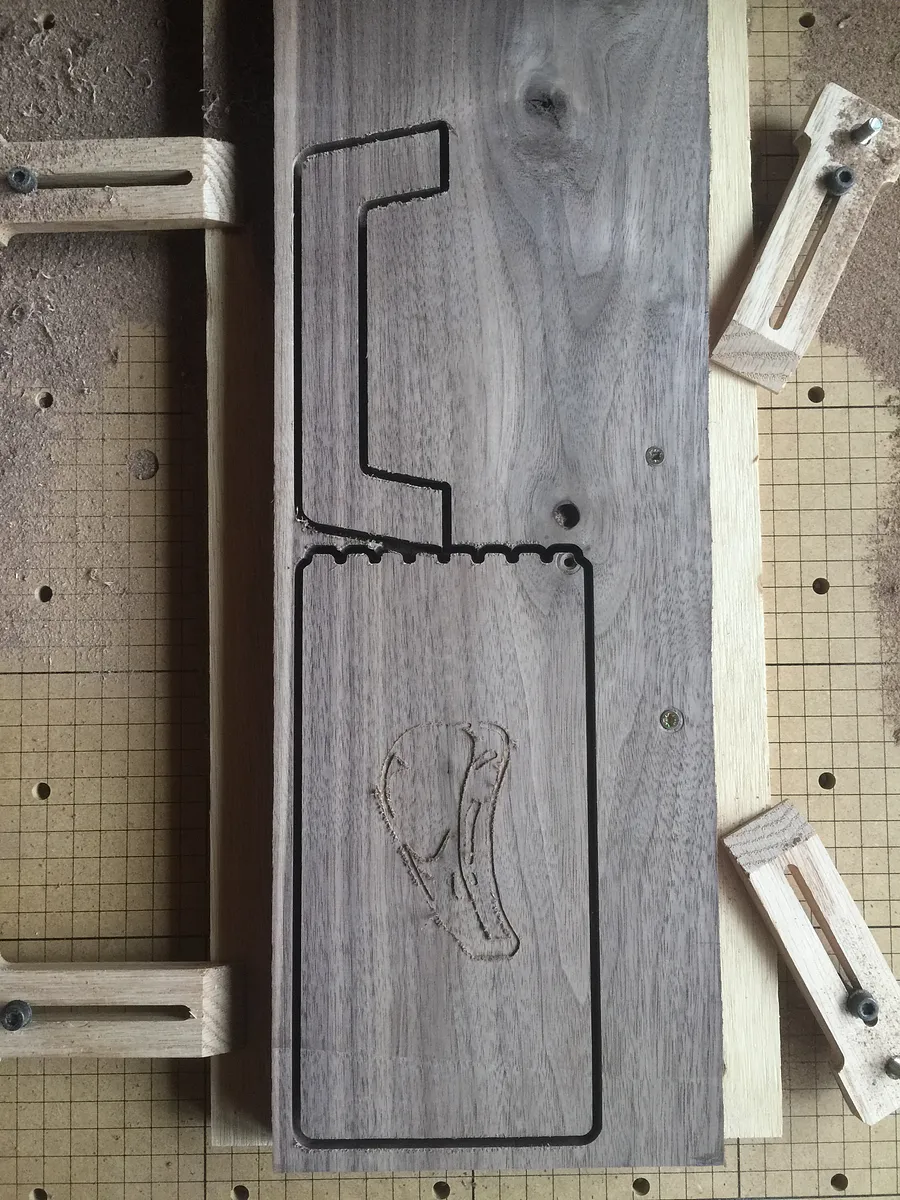 Steak Paddle with Inlay — 1 - Easel & Carve