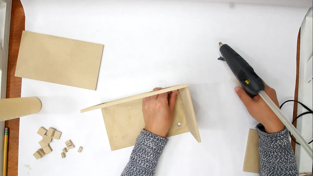 Desktop Air Purifier, Fume Extractor — Assembling the Box (image 2)