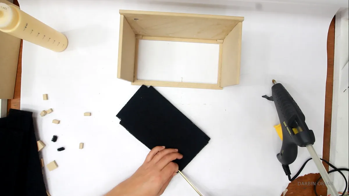 Desktop Air Purifier, Fume Extractor — Assembling the Box (image 3)