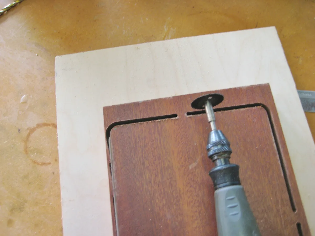Desk Note Pad Organizer — Cutting Tabs