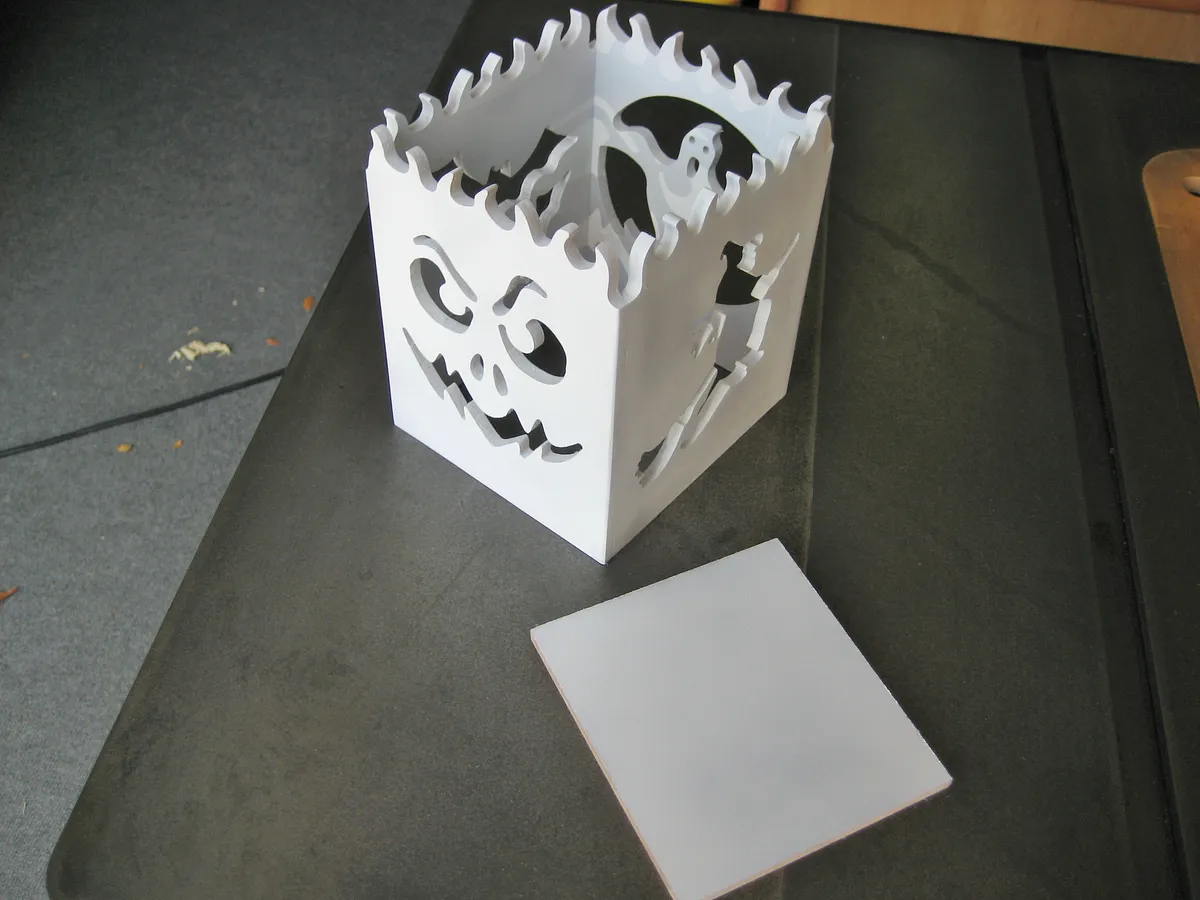 Halloween Lamp — Glue up (image 2)