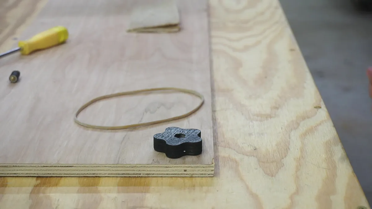 Z-Axis Adjusting Knob - image 2