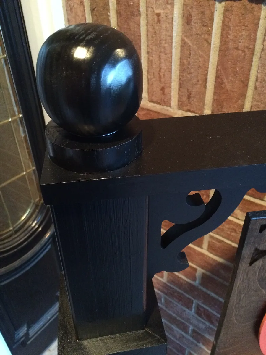 Outside Entry Display — Add decorations