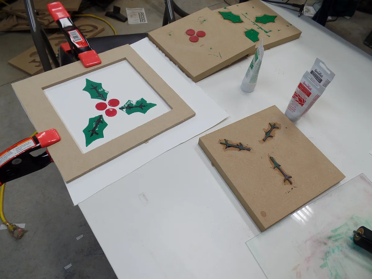 Rustic Christmas Holly Block Printing — Ink and print your image.