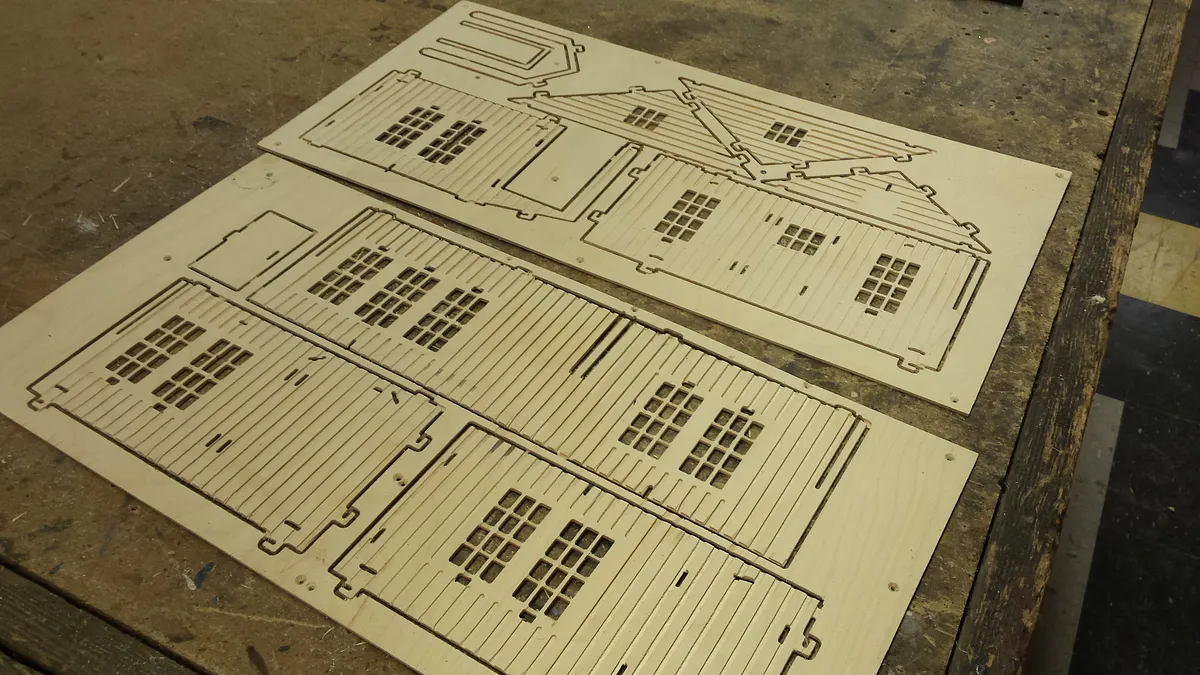 Contrast House Model Kit - image 1