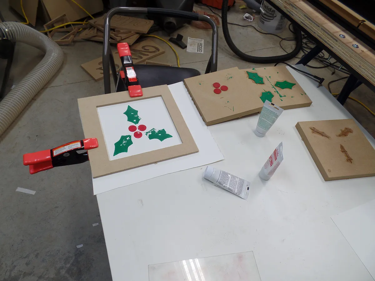 Rustic Christmas Holly Block Printing — Ink and print your image. (image 3)