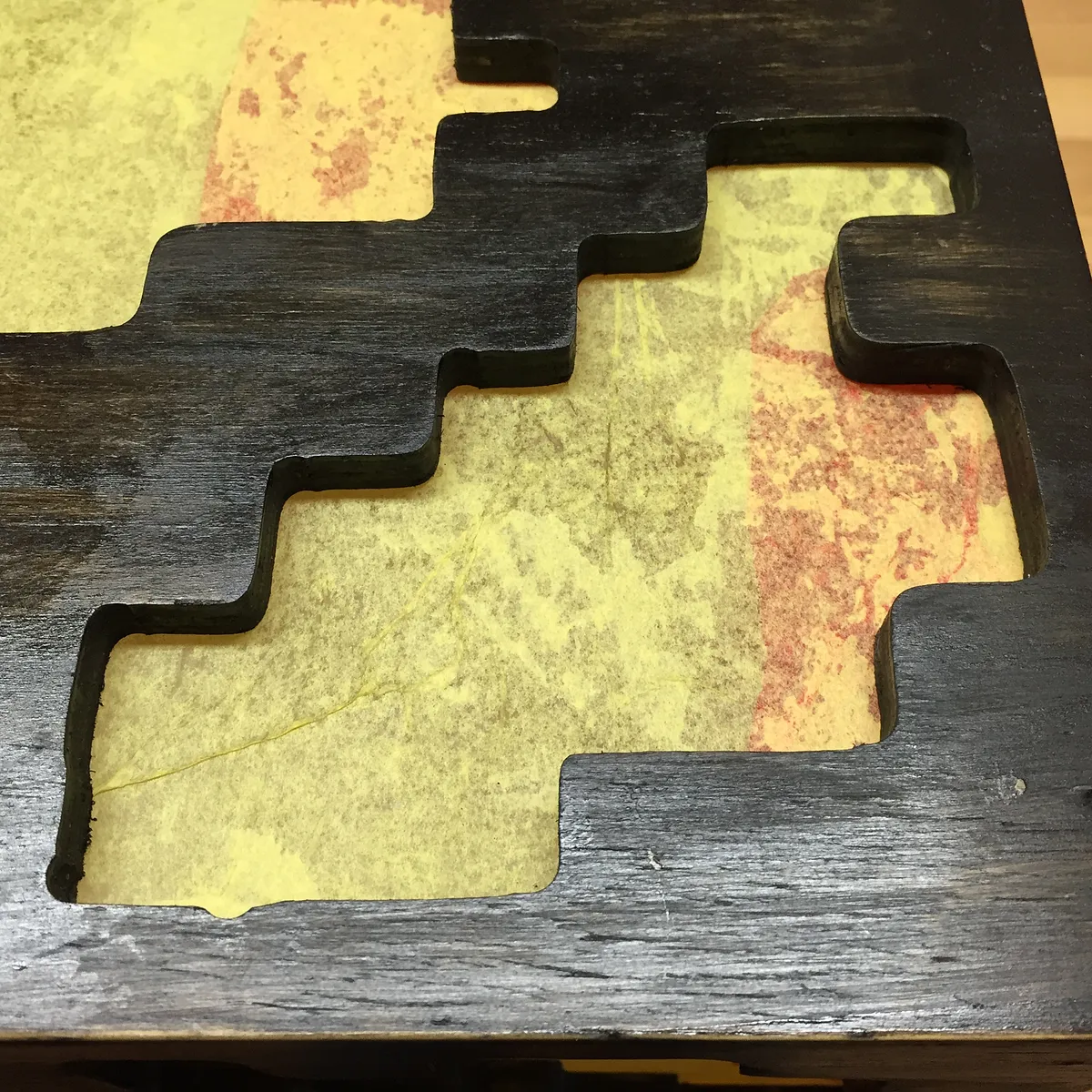 Red Stone Lamp — Assembly (image 6)