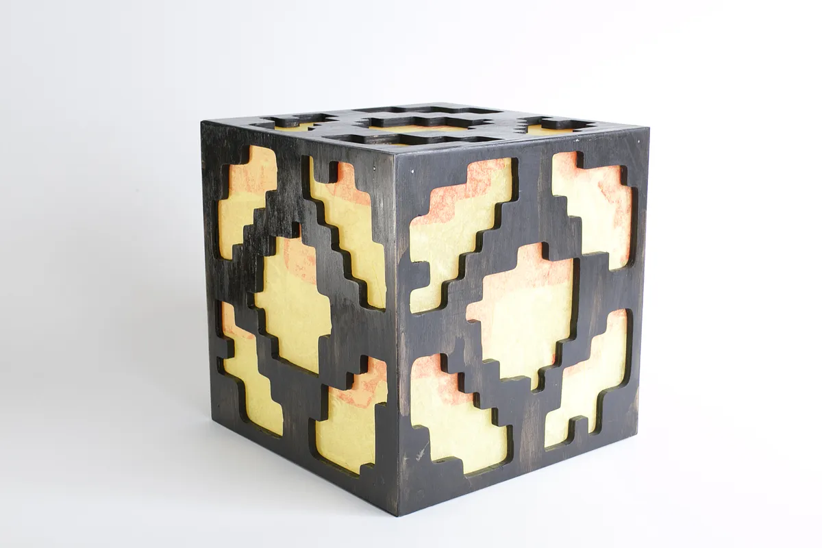 Red Stone Lamp - image 5