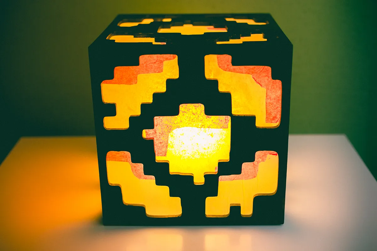Red Stone Lamp - image 7