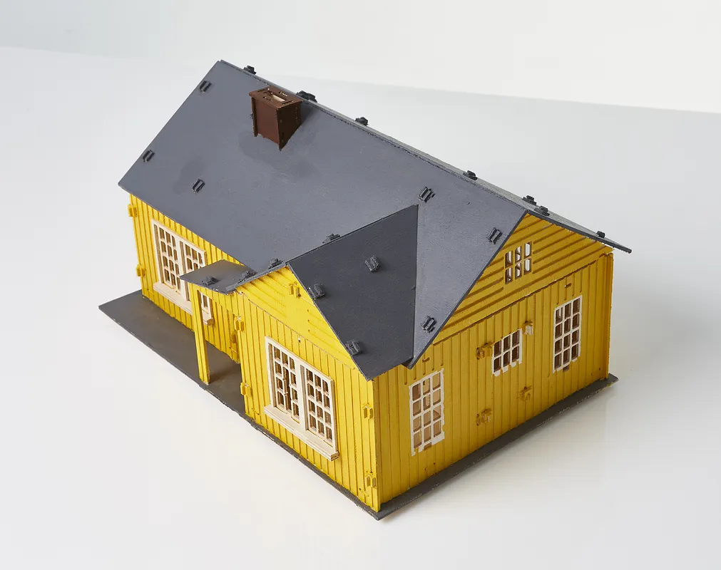 Contrast House Model Kit - image 8