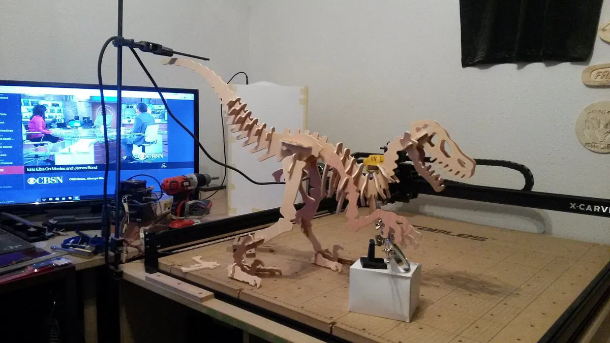 Large Velociraptor - image 6