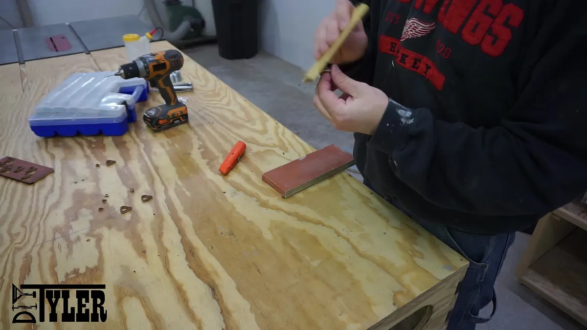 DIY Wooden Earrings — Clean Up taps and Tearout (image 4)