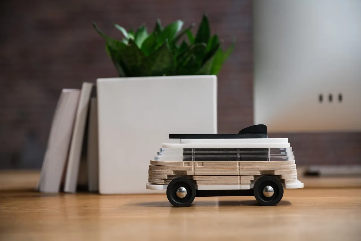 Love Bus - image 3