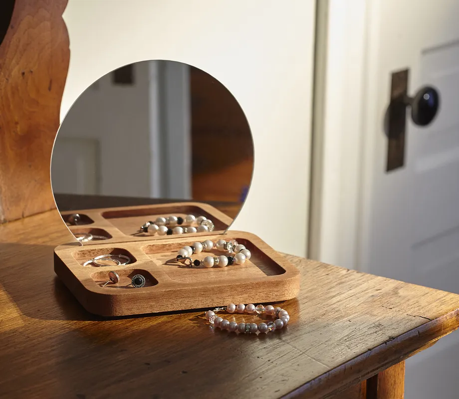 MWP Magnetic Jewelry Holder with Mirror - image 12