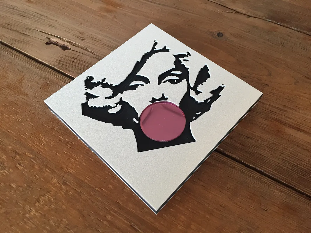 Marilyn Monroe Bubble Gum Tile - image 1