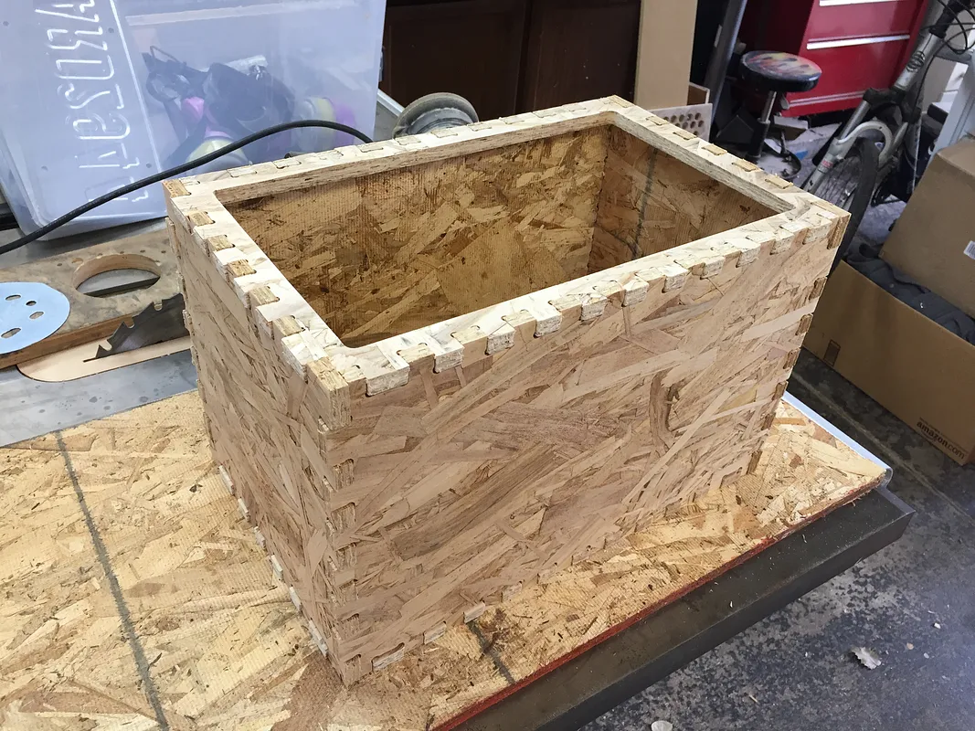 10" x 16" Box - image 3