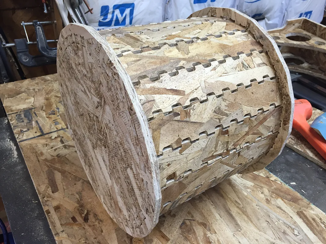 21 Sided Round Container - image 1