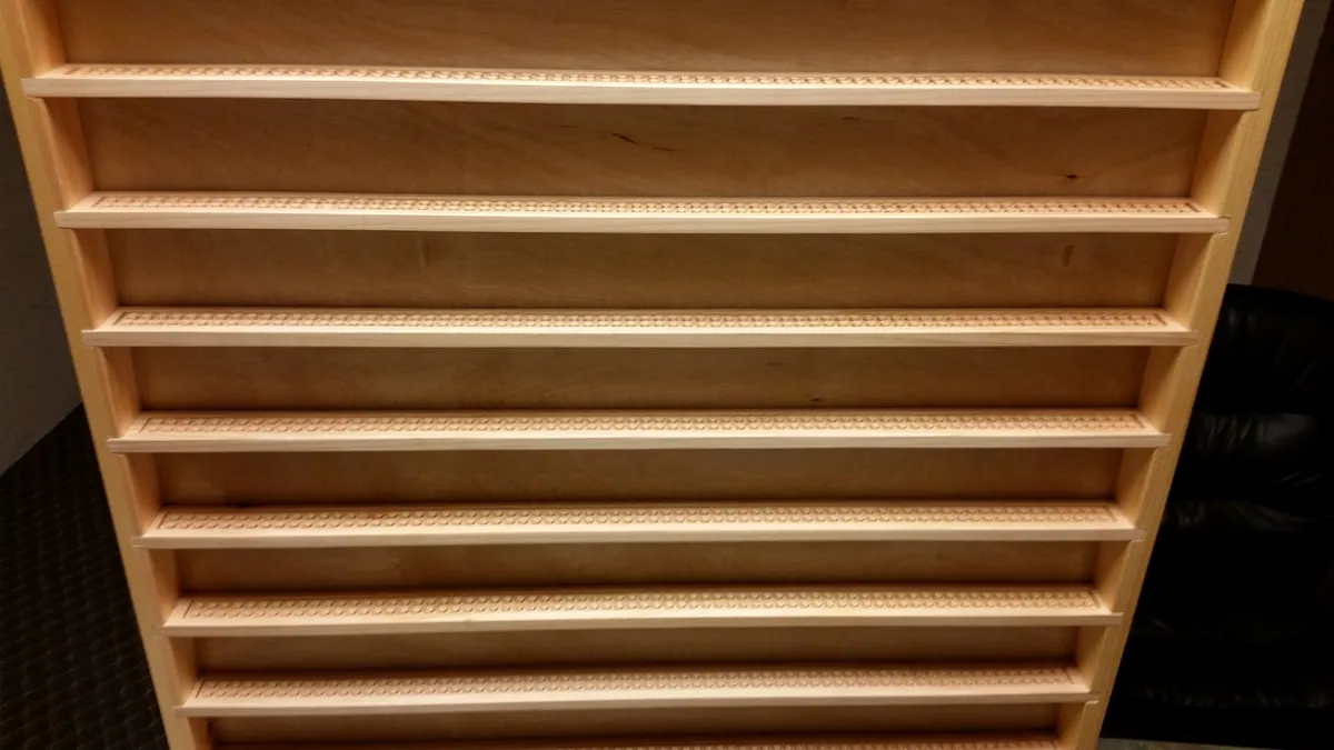 LEGO Mini Figurine Display Shelf - image 3