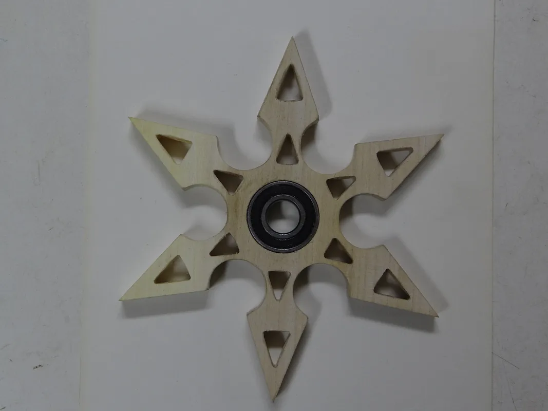 Shuriken Fidget Spinner - image 1