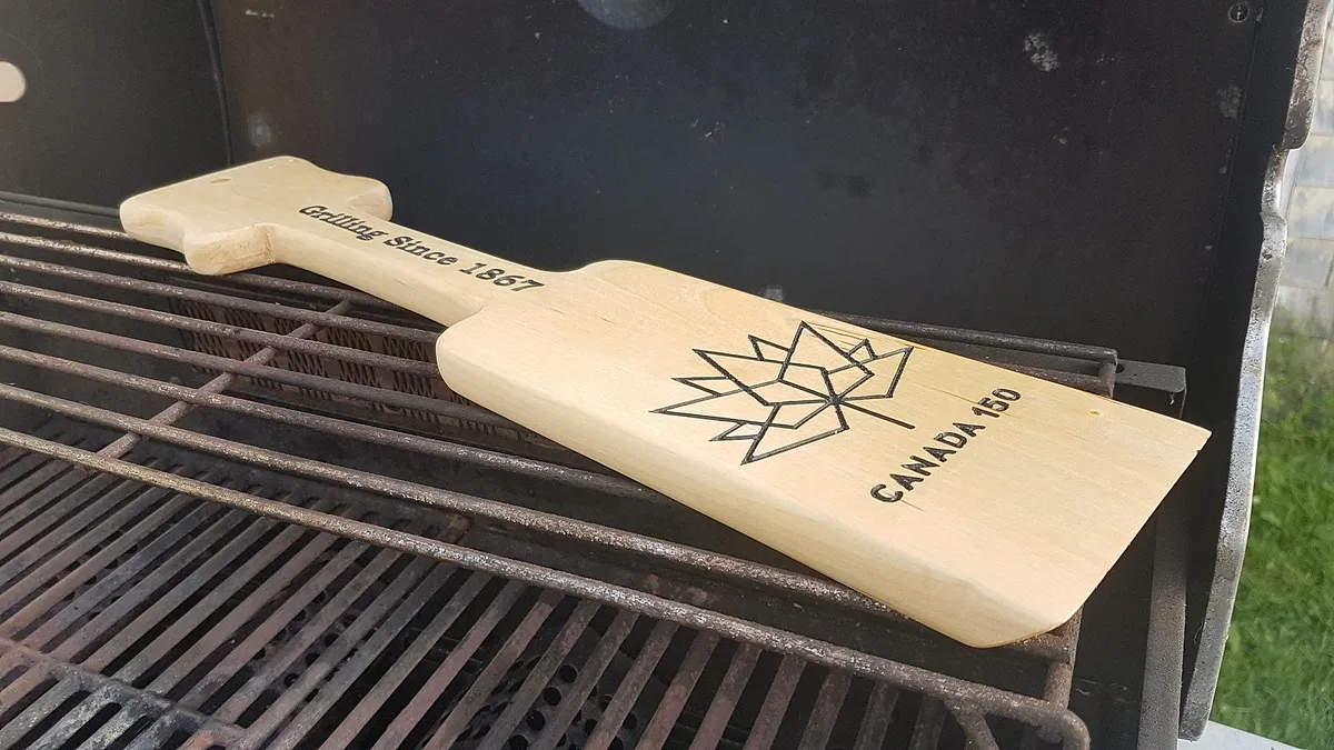 Canada 150 Wooden Grill Scraper - image 1