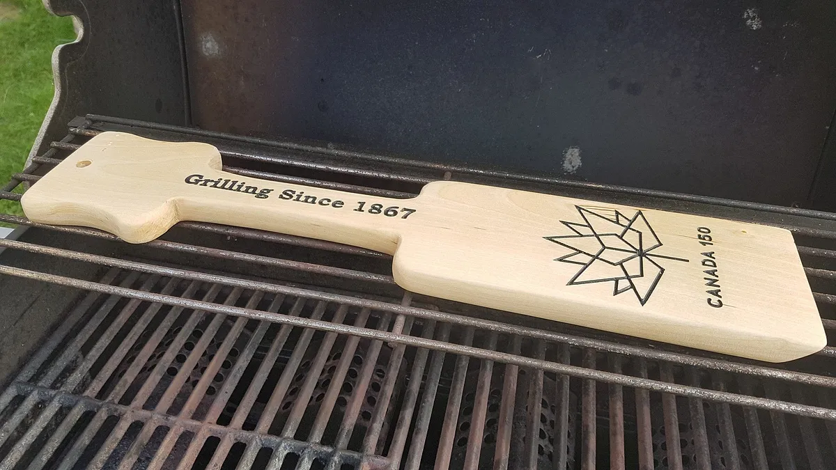 Canada 150 Wooden Grill Scraper - image 2