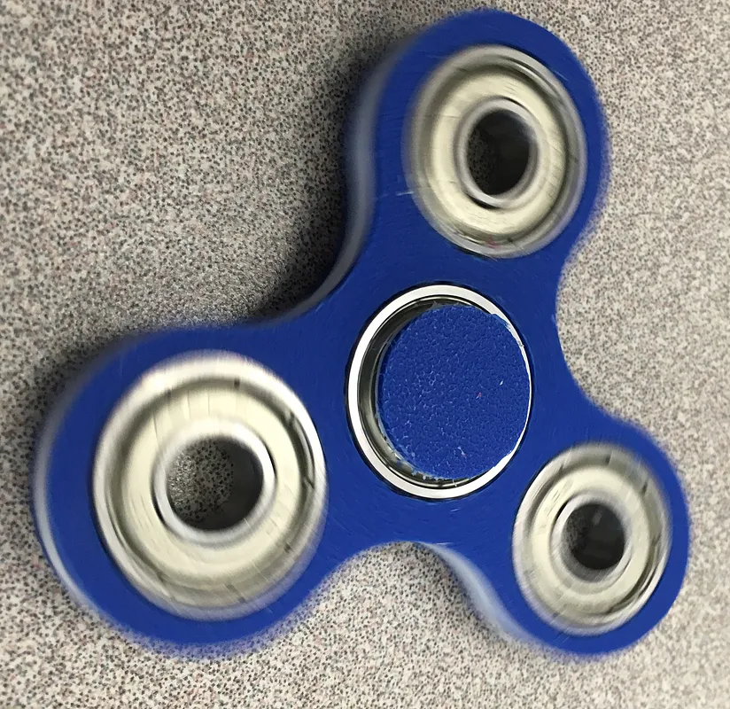 Fidget on plastic - image 3
