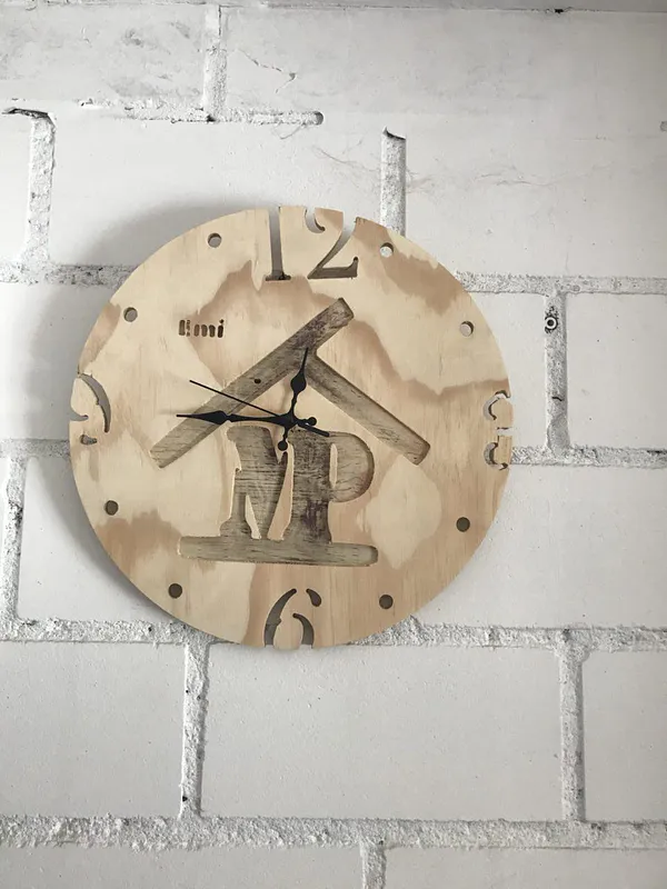  Wall Clock - image 1