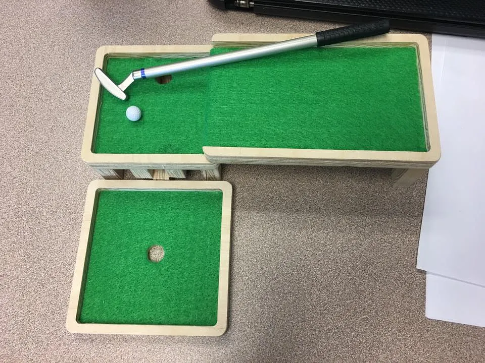 Mini Golf - image 1